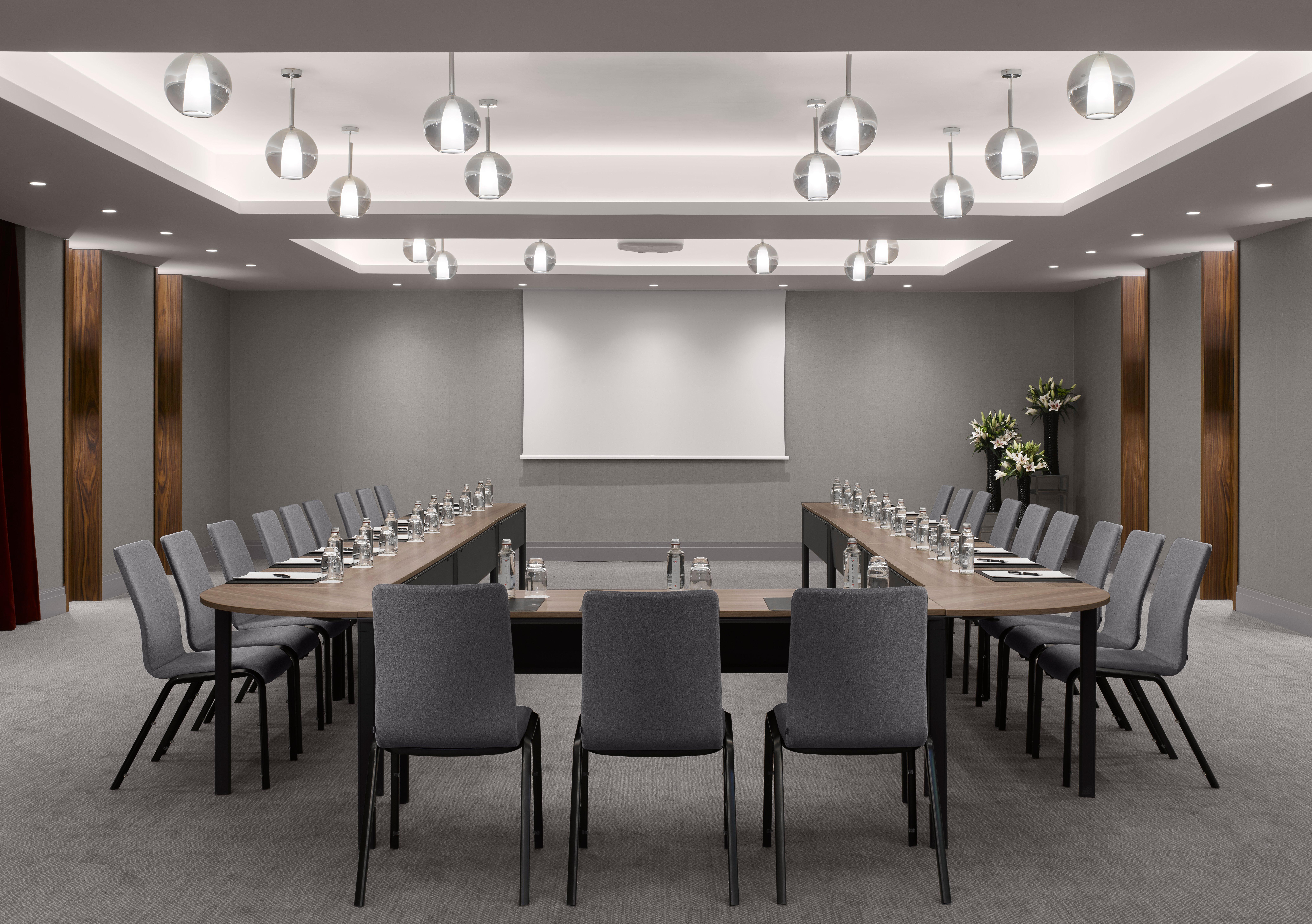 Hotel Intercontinental By Ihg 5*