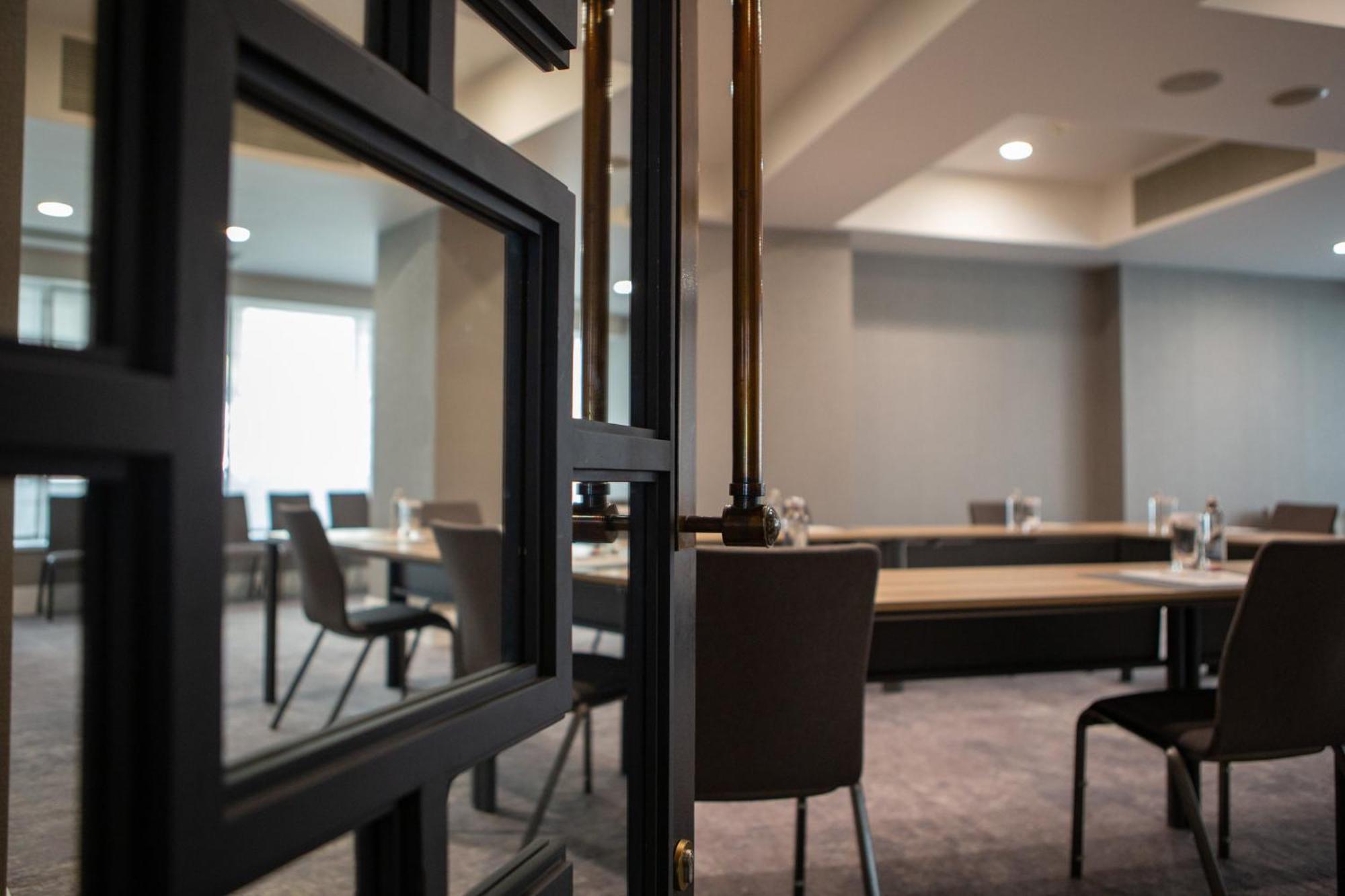 Intercontinental By Ihg Hotel Sofia