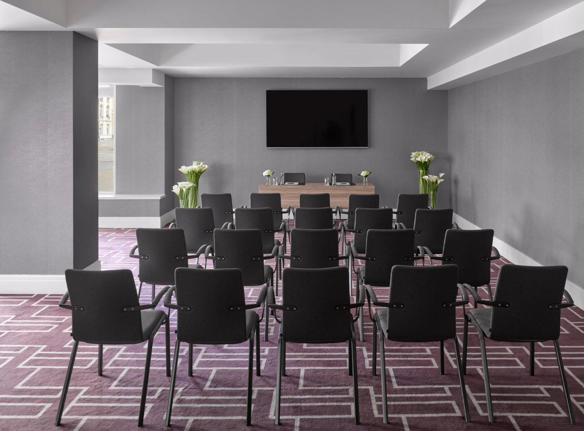 Intercontinental By Ihg 5* Sofia