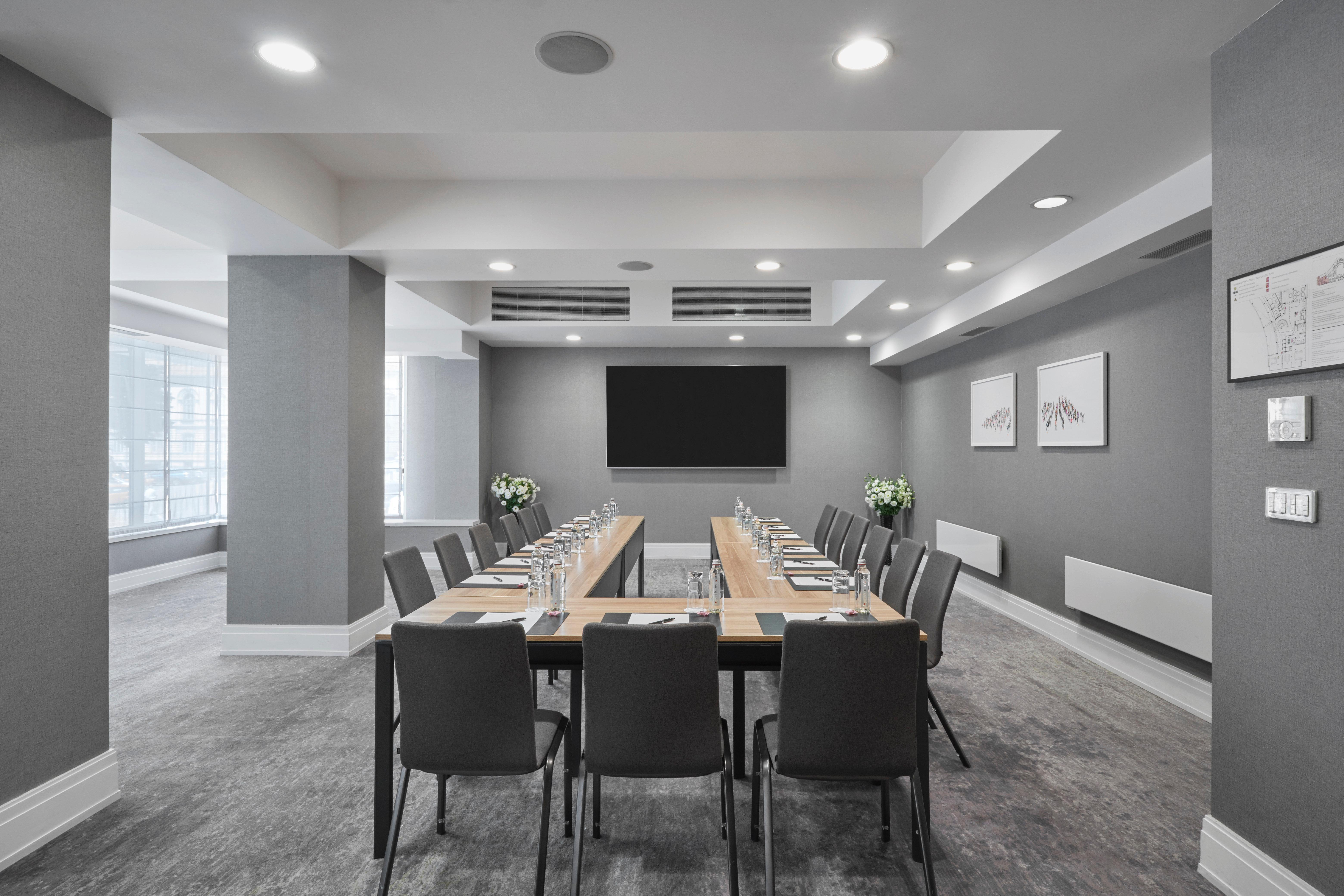 Intercontinental By Ihg Hotel 5*