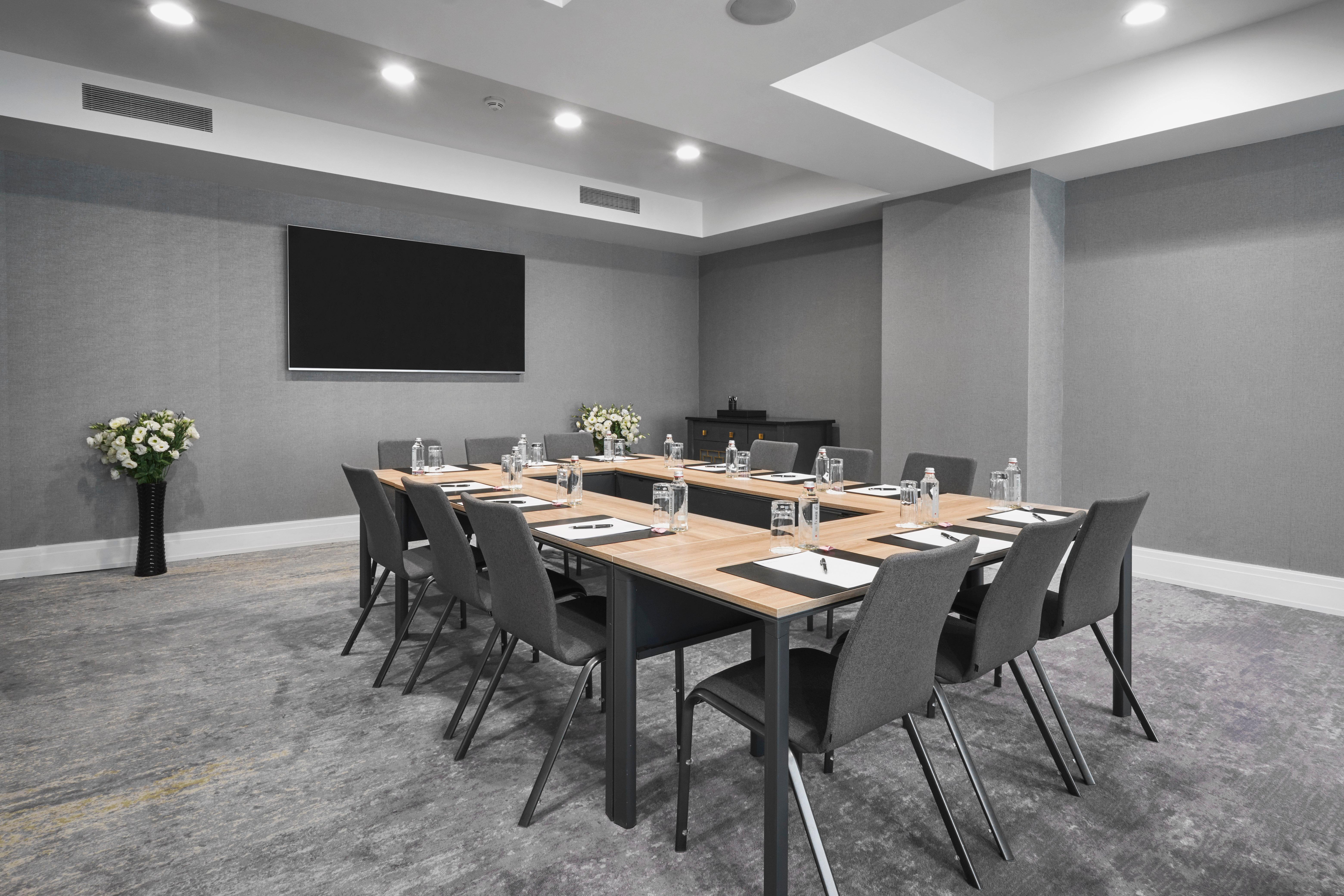 Intercontinental By Ihg 5*